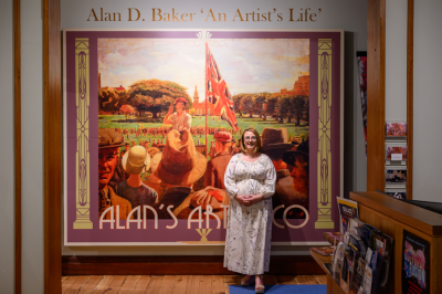 Alan Art Deco