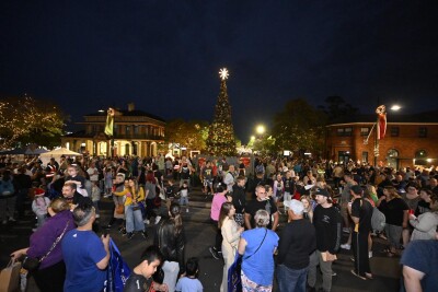 camden christmas LR 103