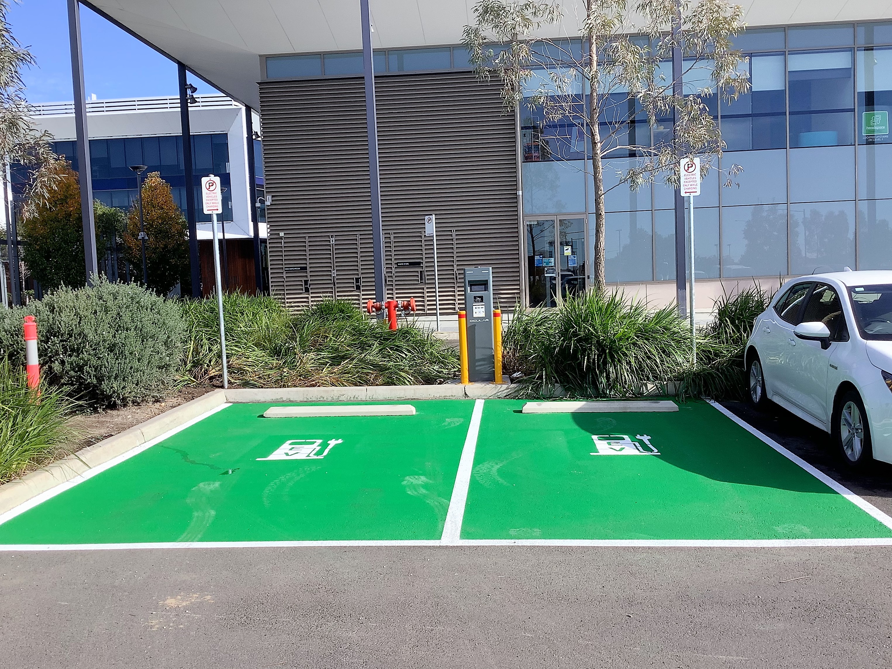 Oran Park Library Web